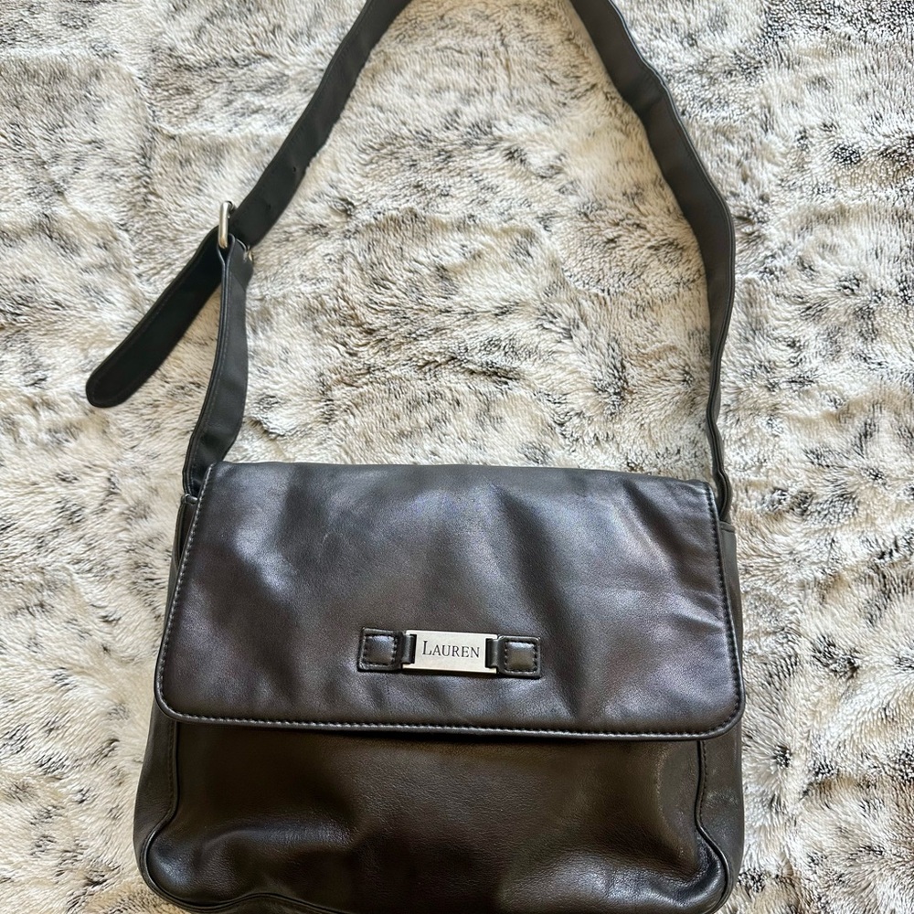 Lauren Black Leather Shoulder Bag